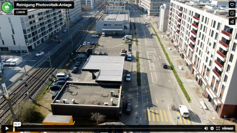 Reinigung Photovoltaik-Anlage
